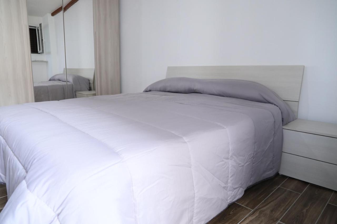 Ferienwohnung La Bellavista Mola Di Bari Exterior foto